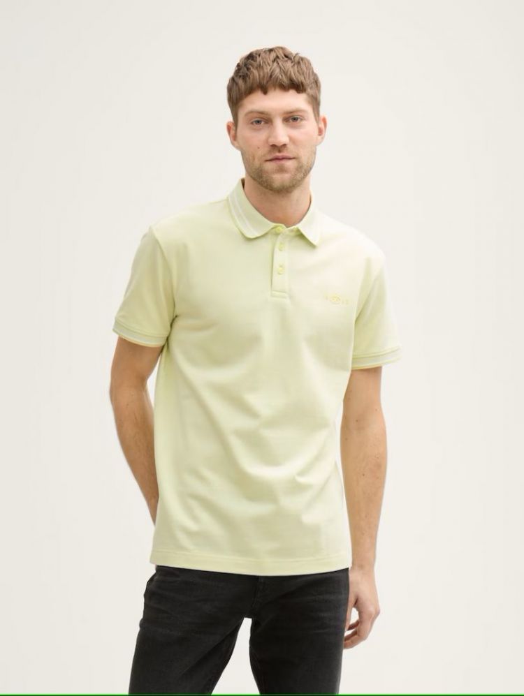  37704 lime gree