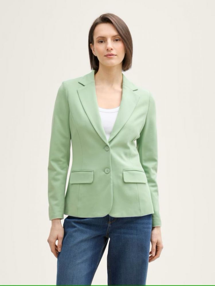  37116 true gree